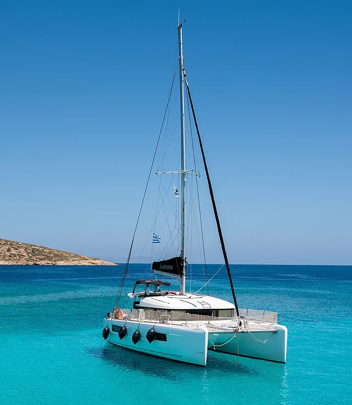 Lagoon 40 - External image