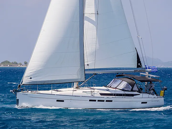 Sun Odyssey 509 - External image