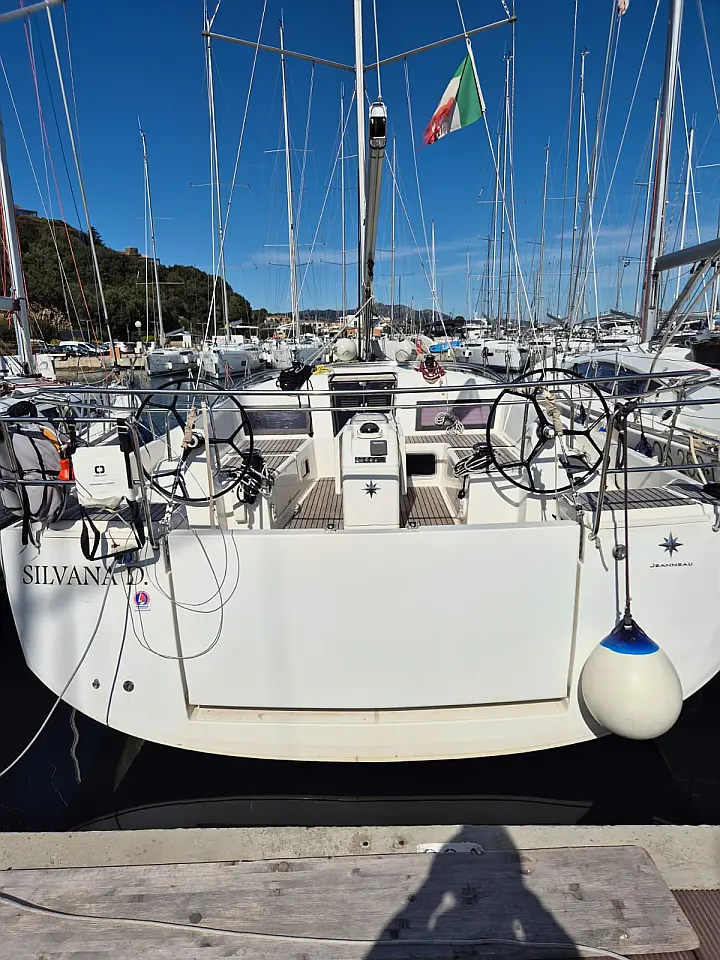 Sun Odyssey 440 - External image