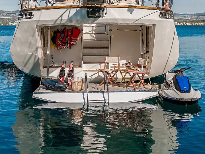 Luxury Sailing Yacht - 