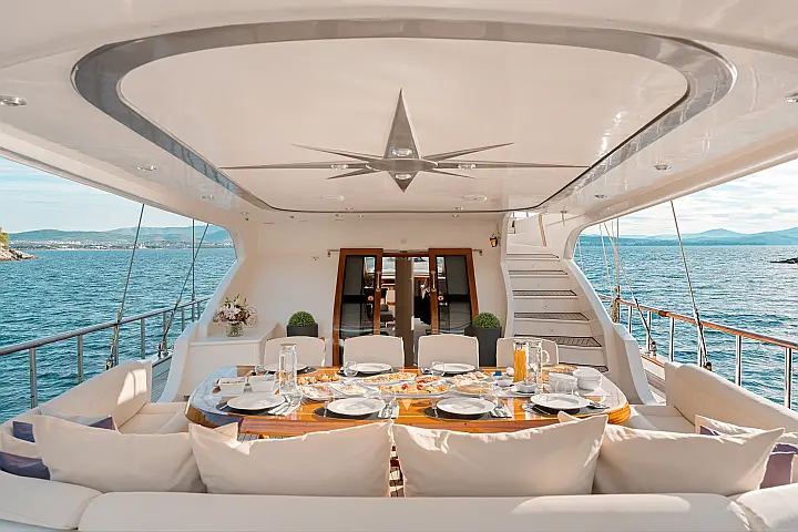 Luxury Sailing Yacht - 