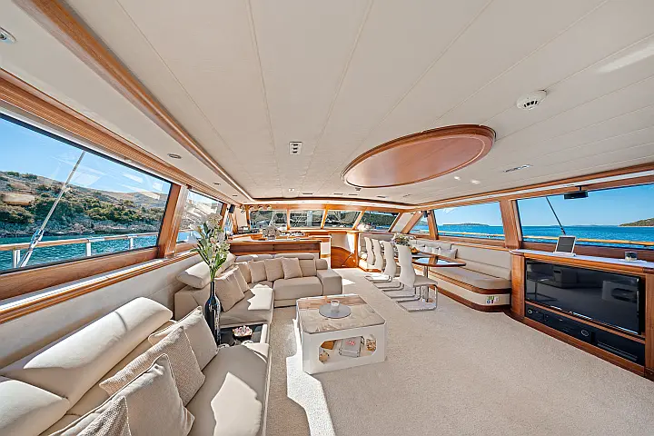 Luxury Sailing Yacht - 