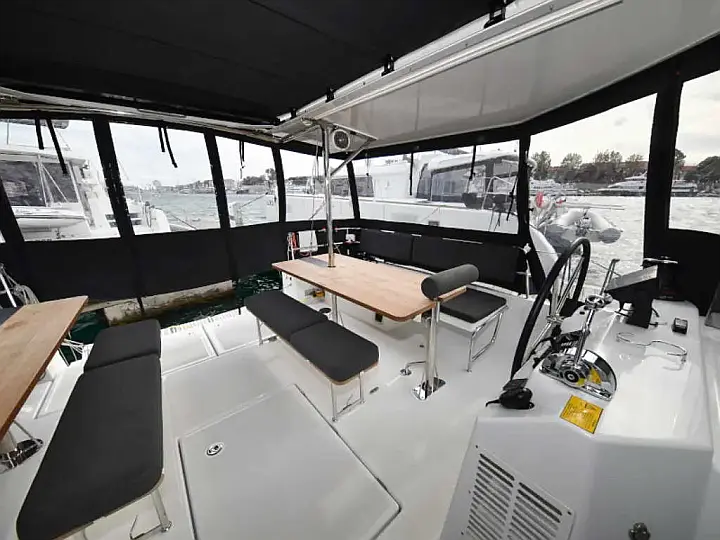 Sun Loft 47 (7 cab.) - 