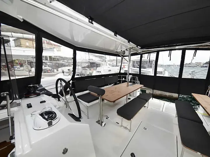 Sun Loft 47 (7 cab.) - 