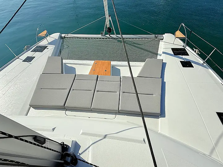 Aura 51 - 