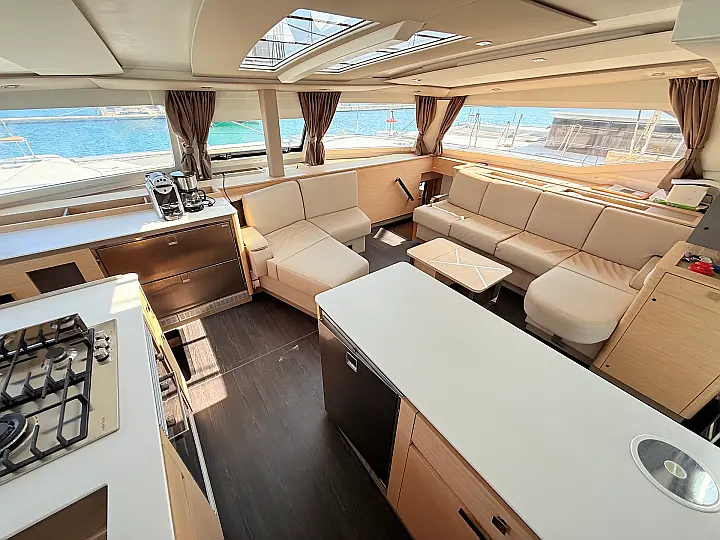 Aura 51 - 