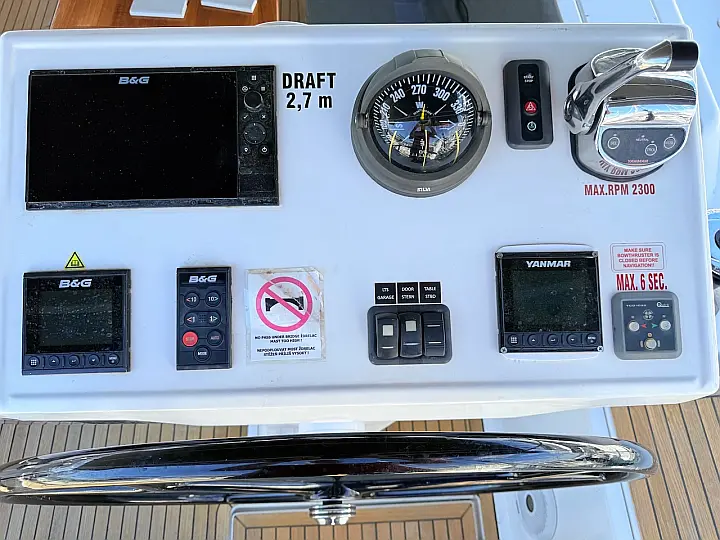 Hanse 548 - 