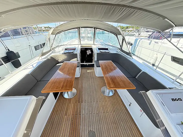 Hanse 548 - 