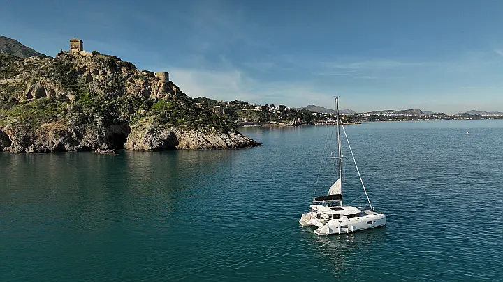 Lagoon 42 - 