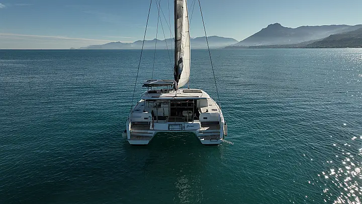 Lagoon 42 - 