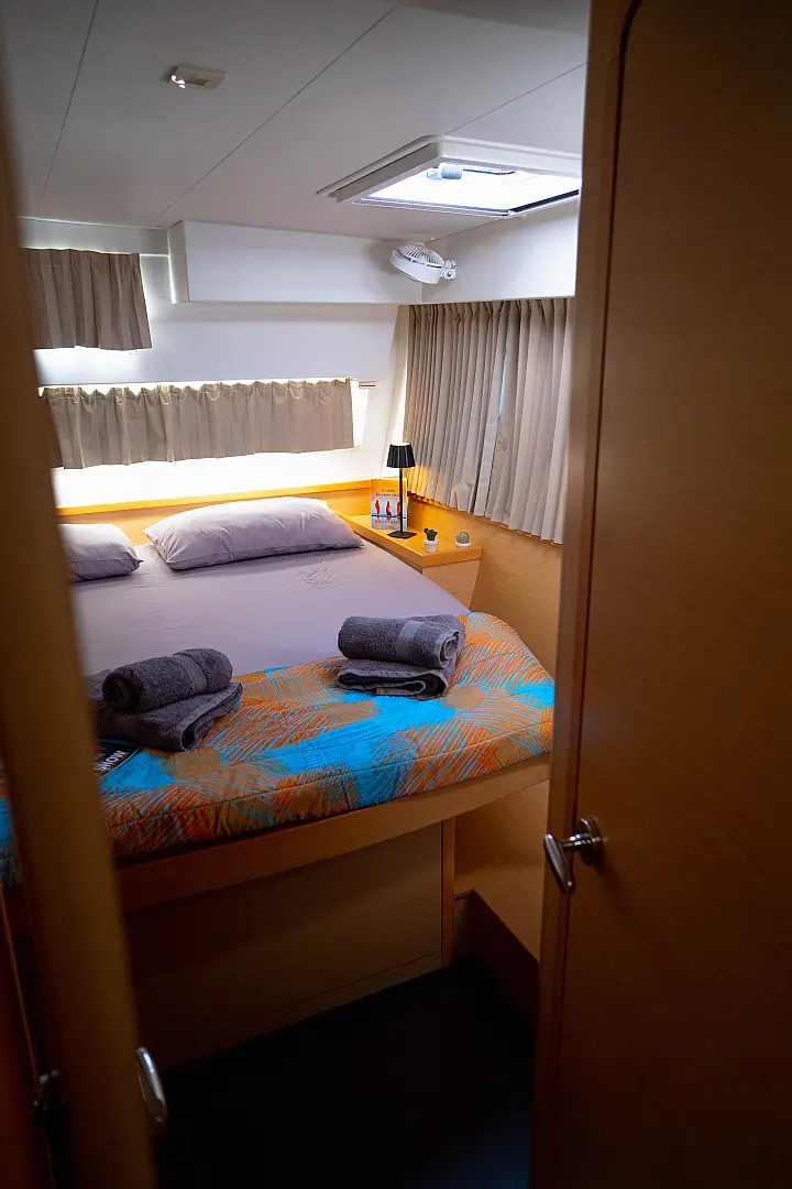 Lagoon 42 - 