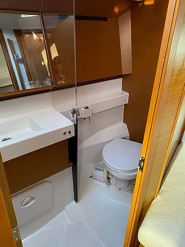 Sun Odyssey 410 (3 cab.) - 