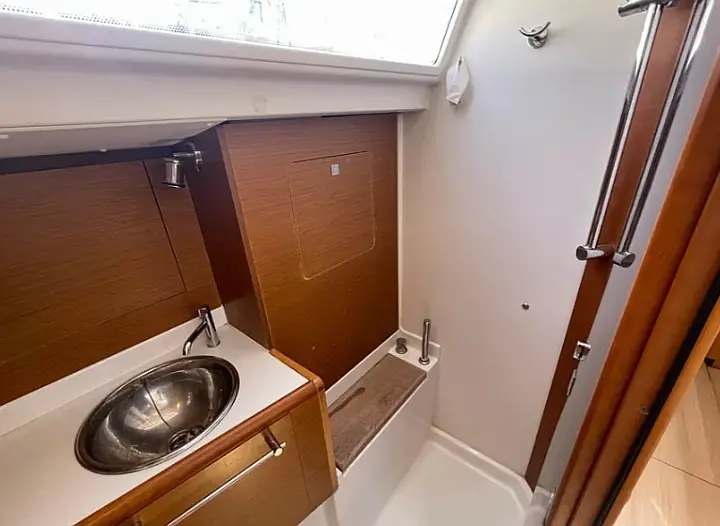 Sun Odyssey 419 (3 cab.) - 