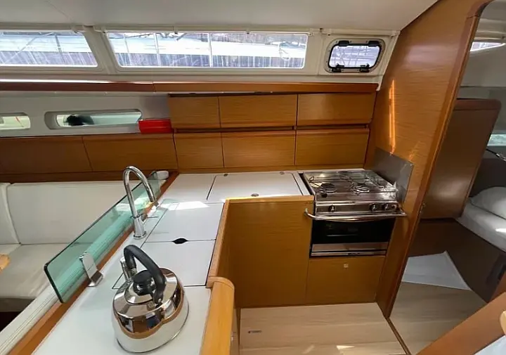 Sun Odyssey 419 (3 cab.) - 