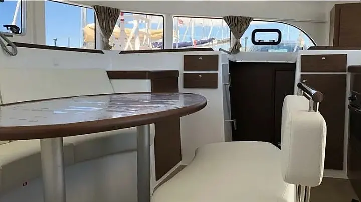Lagoon 380 (4 cab.) - 
