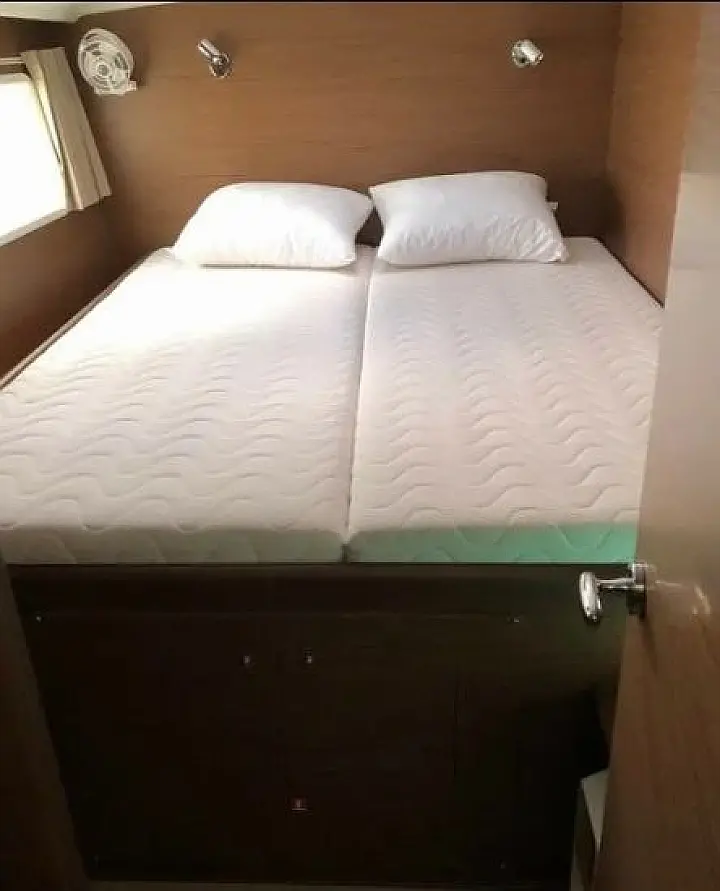 Lagoon 380 (4 cab.) - 