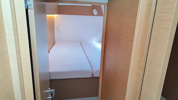 Excess 11 (6 cab.) - 