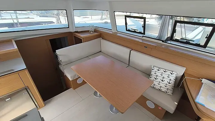 Excess 11 (6 cab.) - 