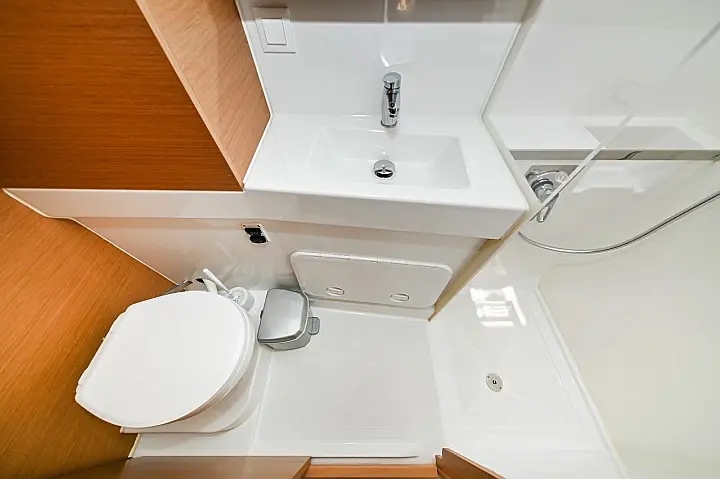 Excess 11 (6 cab.) - 