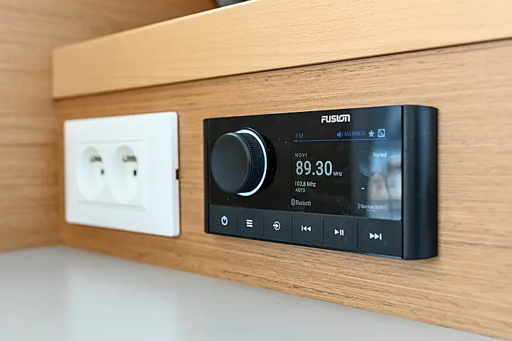 Excess 11 (6 cab.) - 