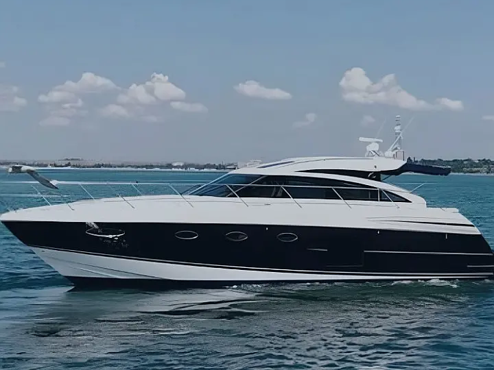 Princess 52 Fly - External image