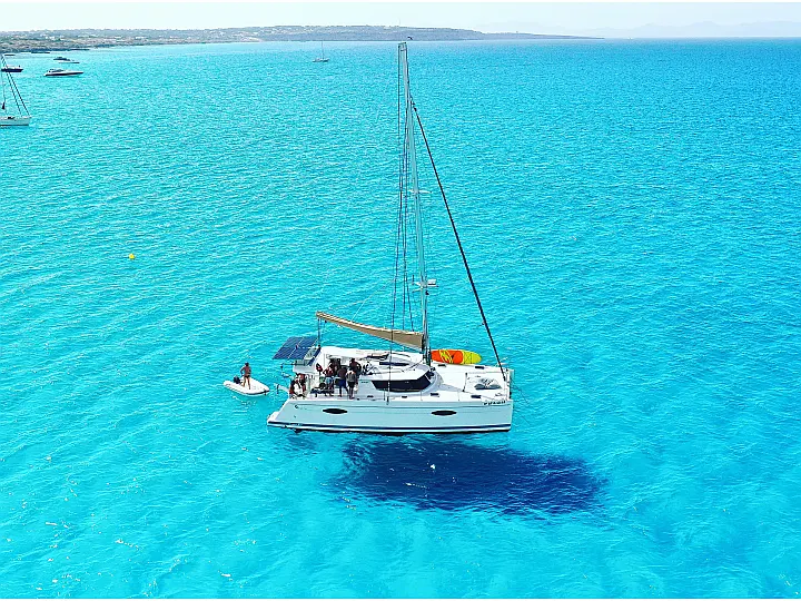 Helia 44 - External image