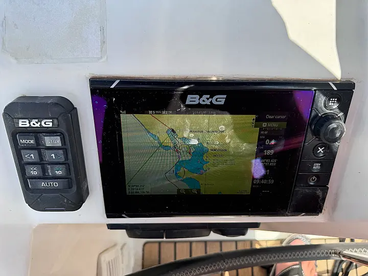 Oceanis 38 - 