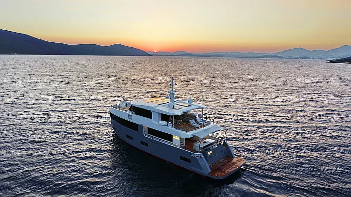 Aegean Explorer M26 - 