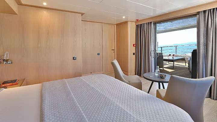 Aegean Explorer M26 - 