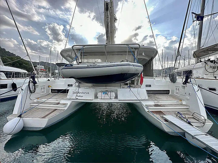 Lagoon 42 - 