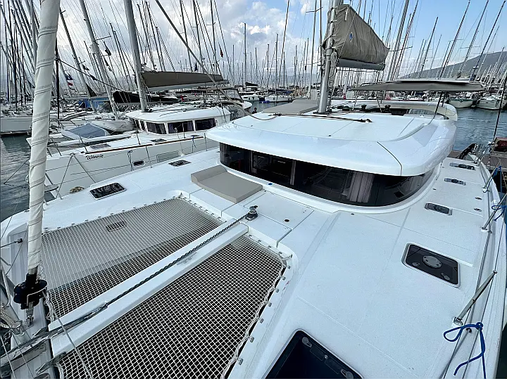 Lagoon 42 - 