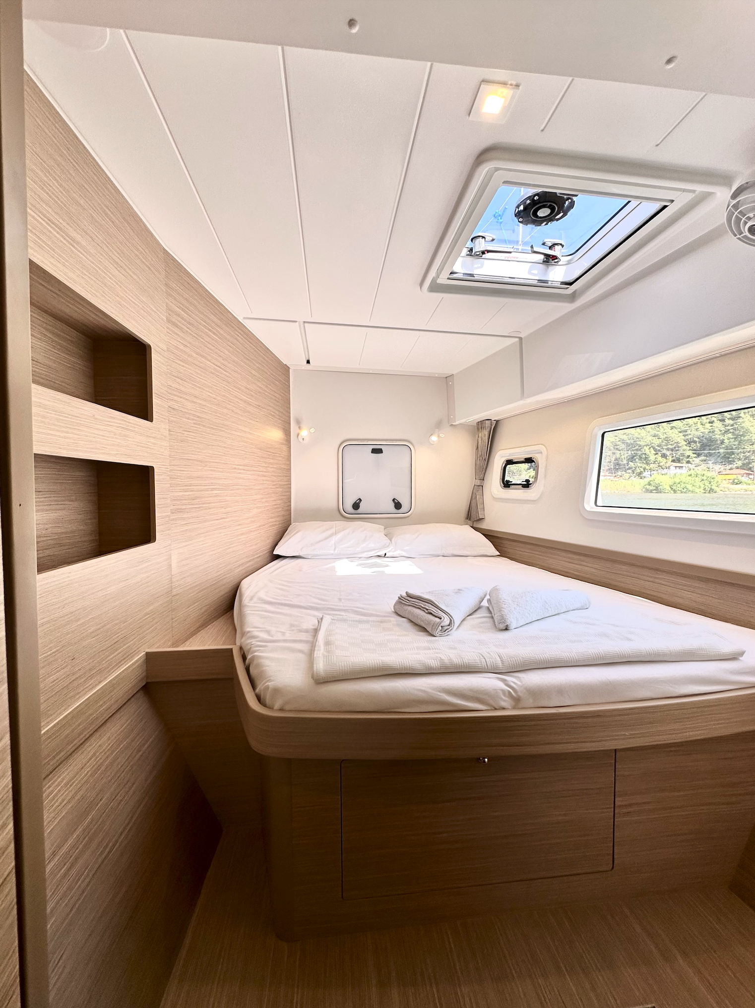 Lagoon 42 - 