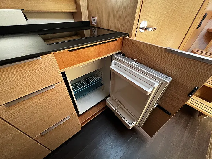 Bavaria S33 HT - 