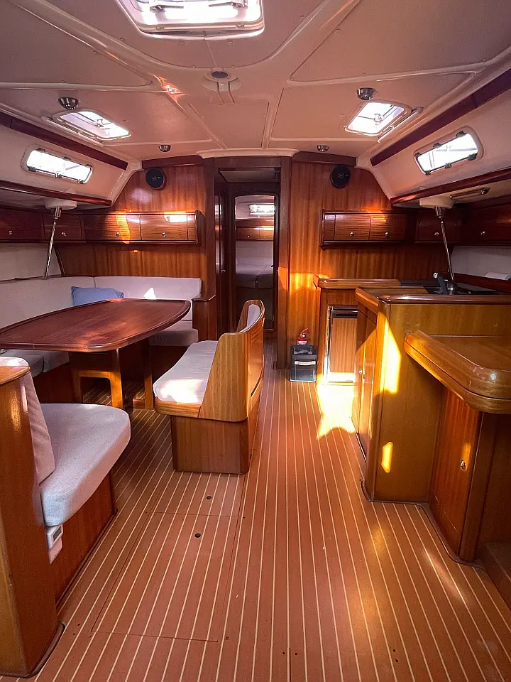 Bavaria 49 - 