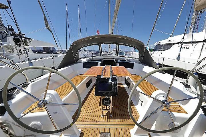 Hanse 418 - 