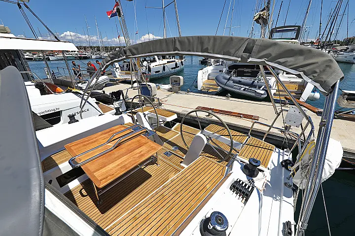 Hanse 418 - 