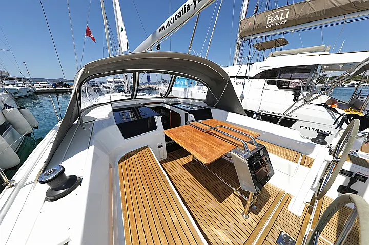 Hanse 418 - 