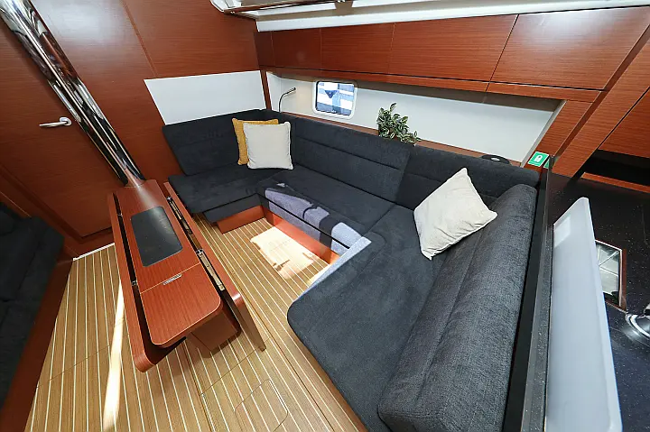 Hanse 418 - 