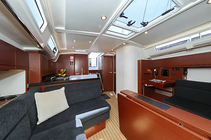 Hanse 418 - 