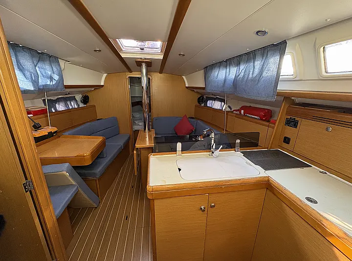 Sun Odyssey 36i - 