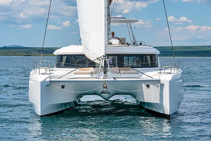 Lagoon 46 A/C & GEN & WM - 