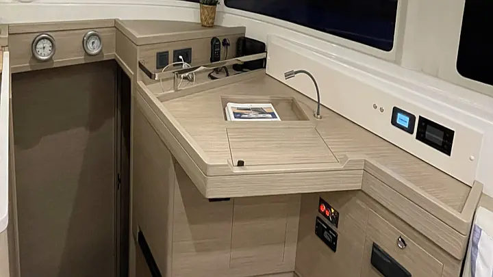 Lagoon 46 (LUXURY Equipped, SKIPPERED only) - 