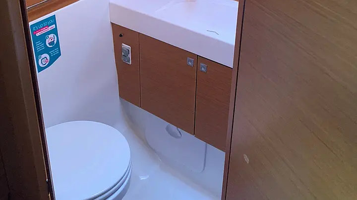 Sun Odyssey 519 (A/C, Gen) - 