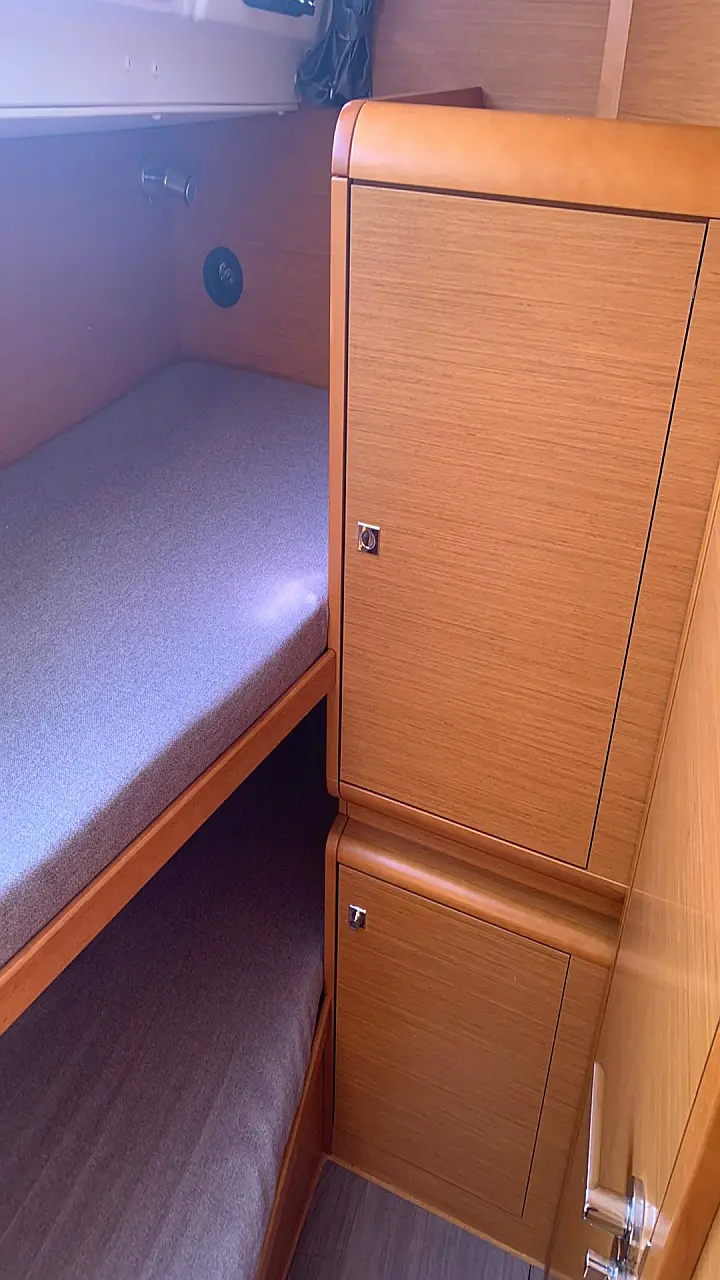 Sun Odyssey 519 (A/C, Gen) - 