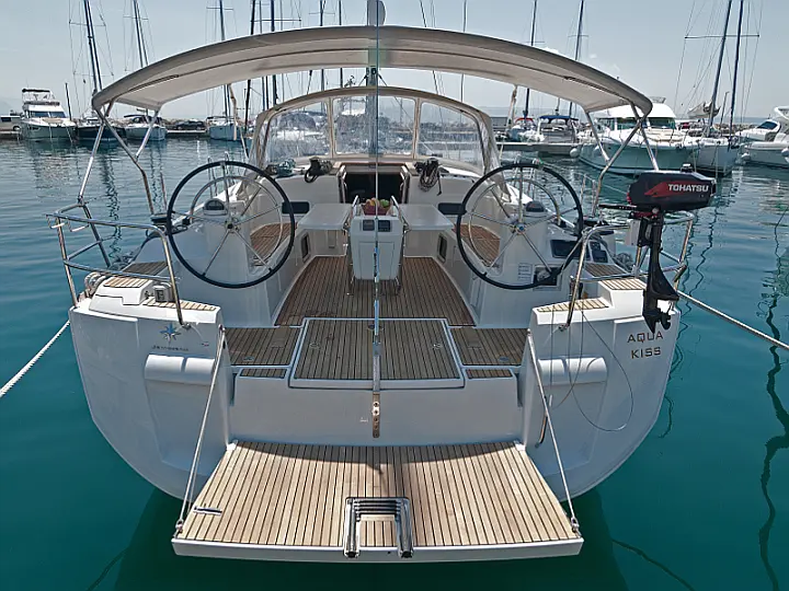 Sun Odyssey 509 - exterior