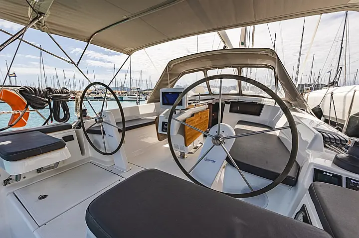 Hanse 418 - 