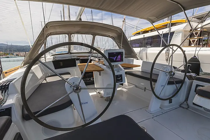 Hanse 418 - 