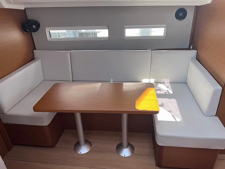 Sun Odyssey 410 - 