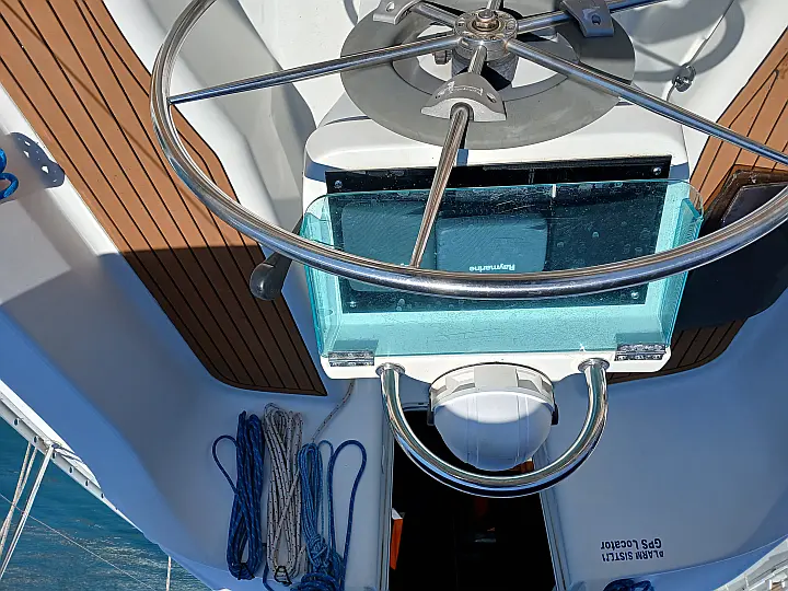 Beneteau Oceanis 331 Clipper - 