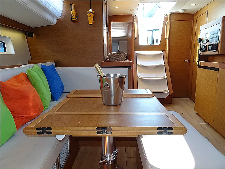 Sun Odyssey 490 - 